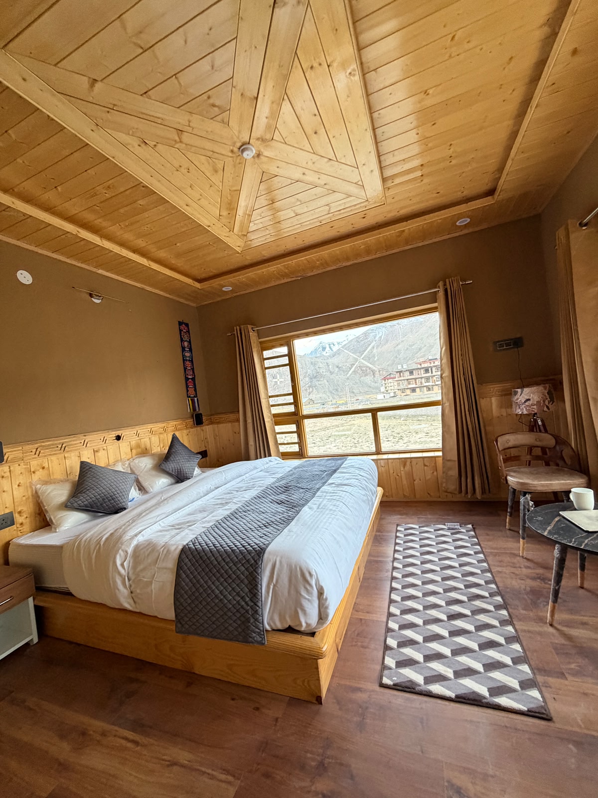Cozy Nest Room